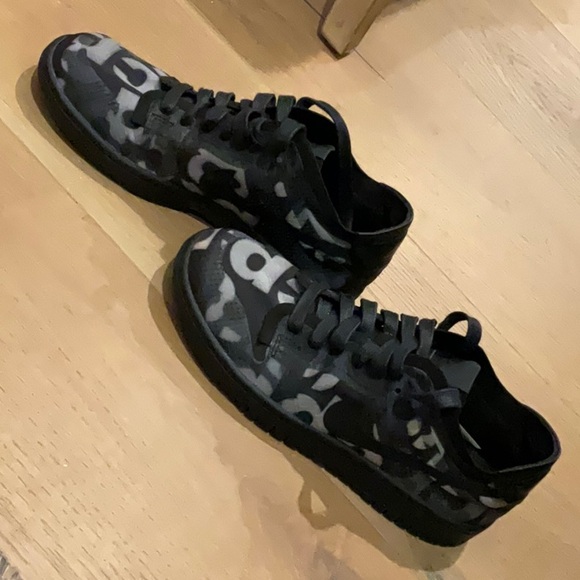 CDG x Nike Great Condition Dunk Low No Box - Picture 2 of 4